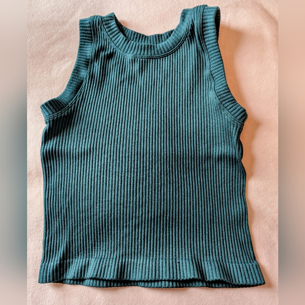 Women's Aura Dark Green crop tank - size XXS